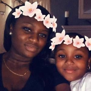 Meet your Posher, Cassandra